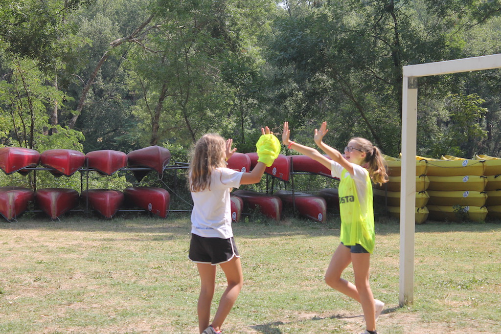 Village Camps International Summer Camp Ard&egrave;che, France 2019-07-26 https://www.villagecamps.com/journals_admin/images/2231-0281-SportsC12 copy.jpg